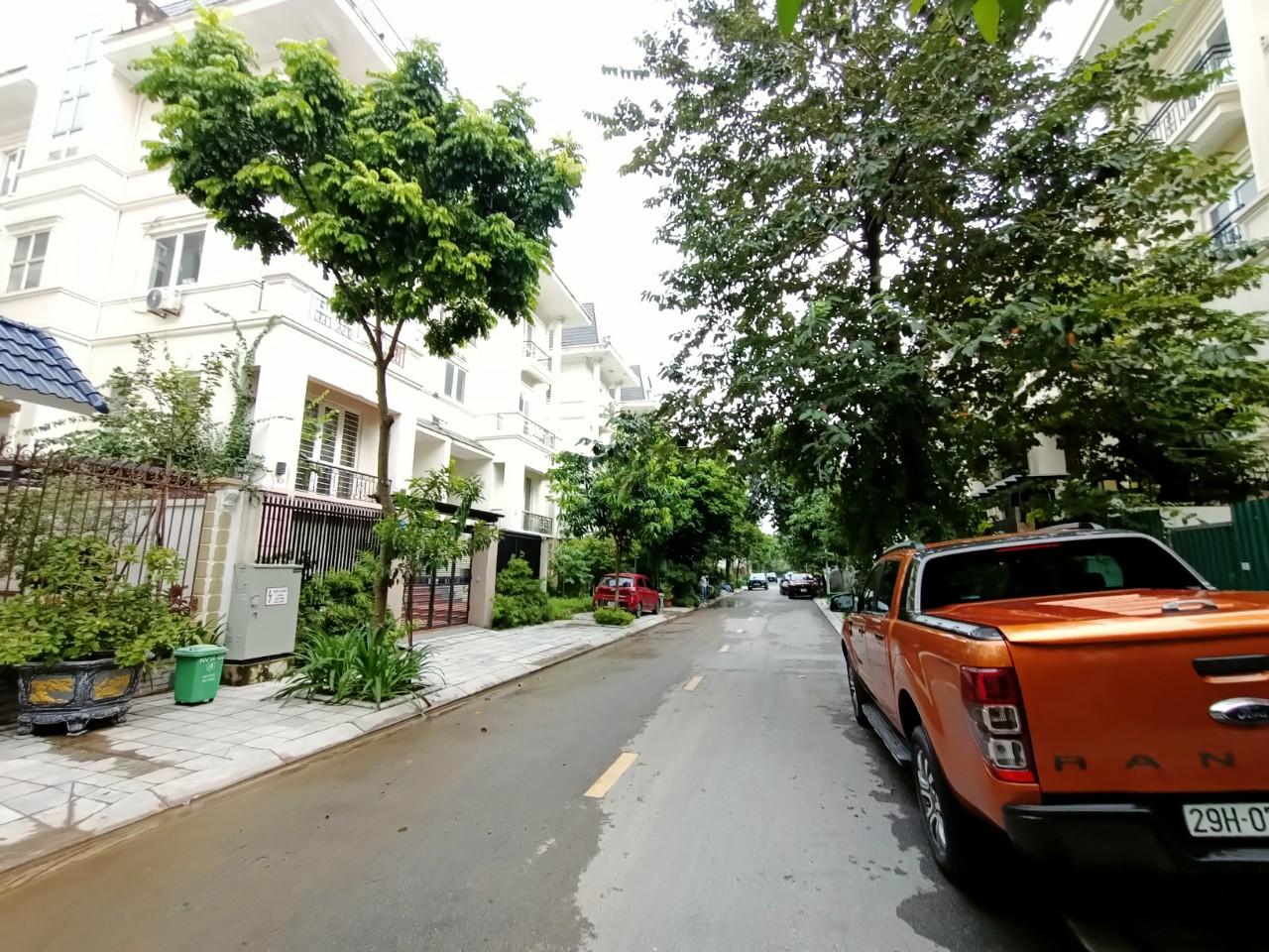 cho thuê xe